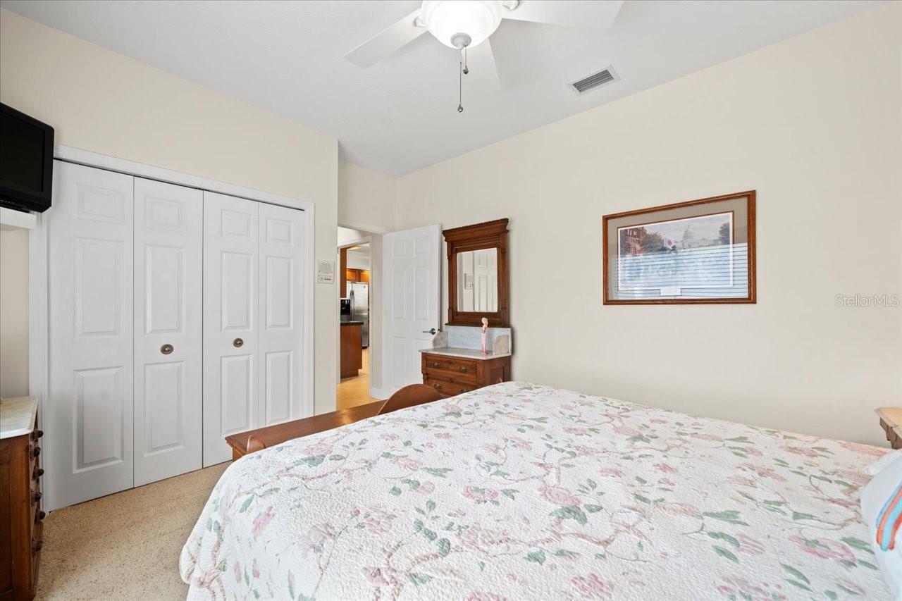 Listing photo id 41 for 9161 Southern Comfort Court