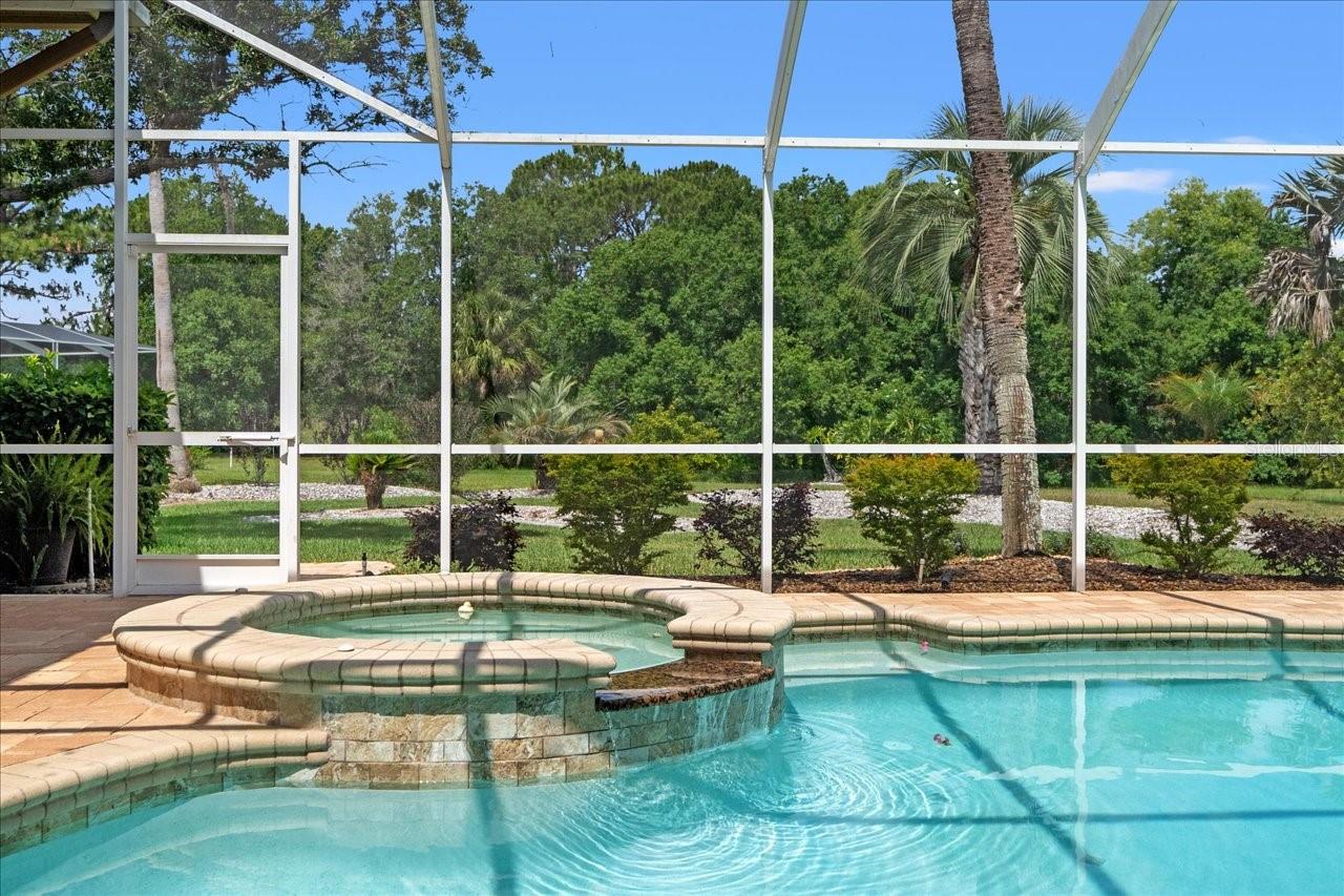 Listing photo id 51 for 9161 Southern Comfort Court