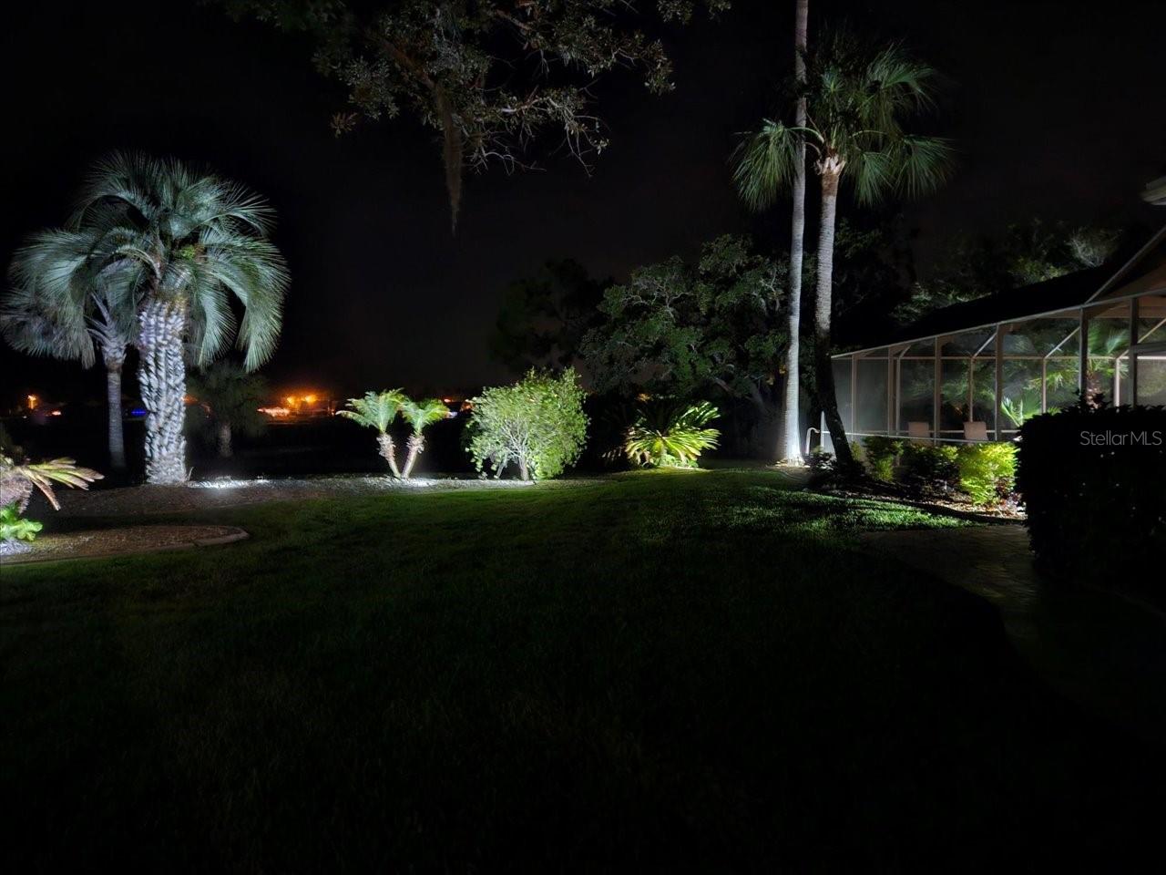 Listing photo id 80 for 9161 Southern Comfort Court