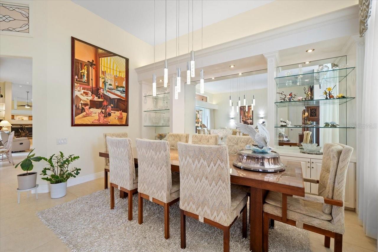 Listing photo id 7 for 9161 Southern Comfort Court