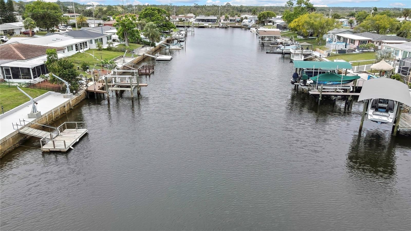 Listing photo id 49 for 12637 2nd Isle