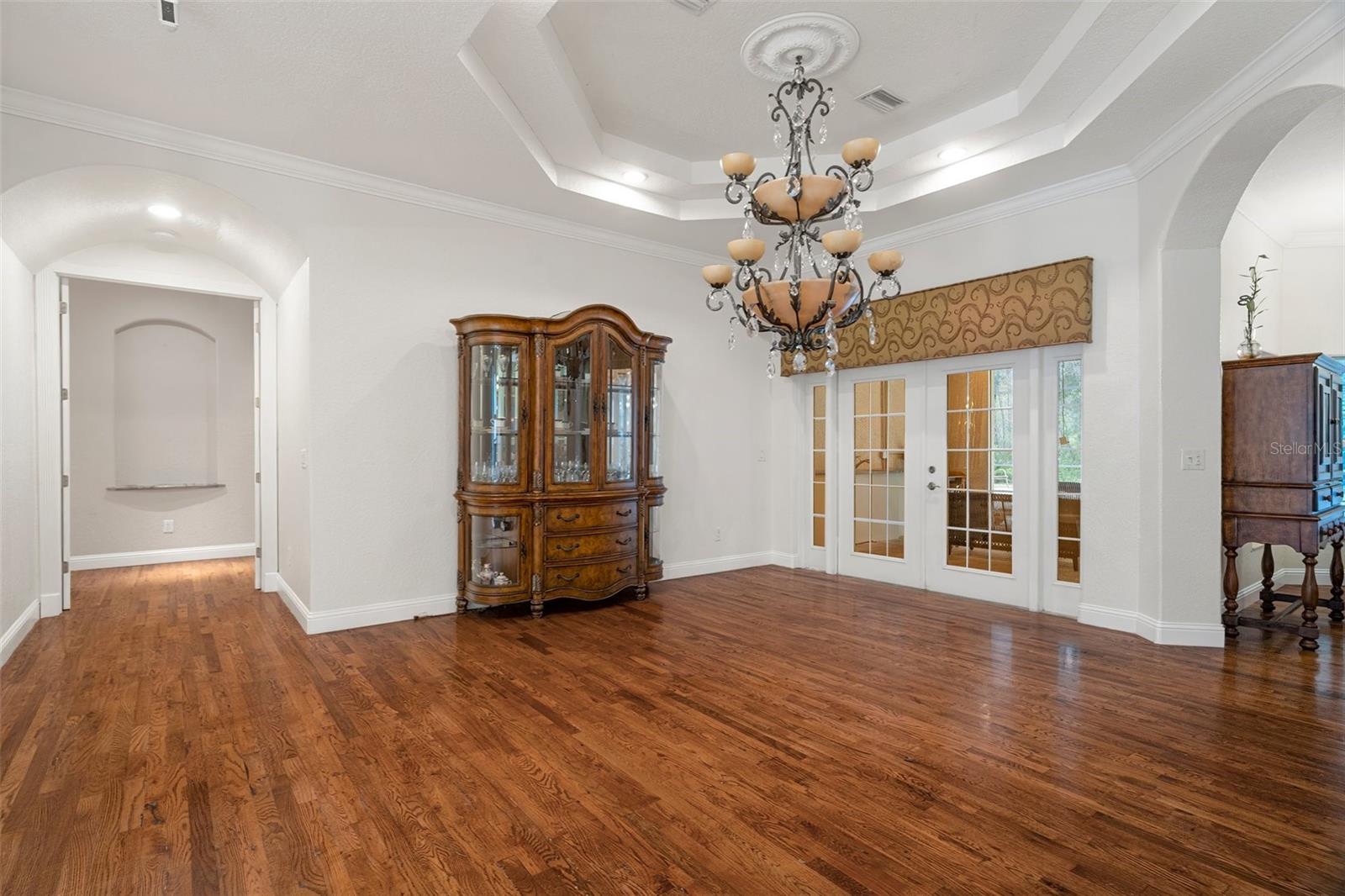 Image 10 of 59 For 11 Browallia Court 26