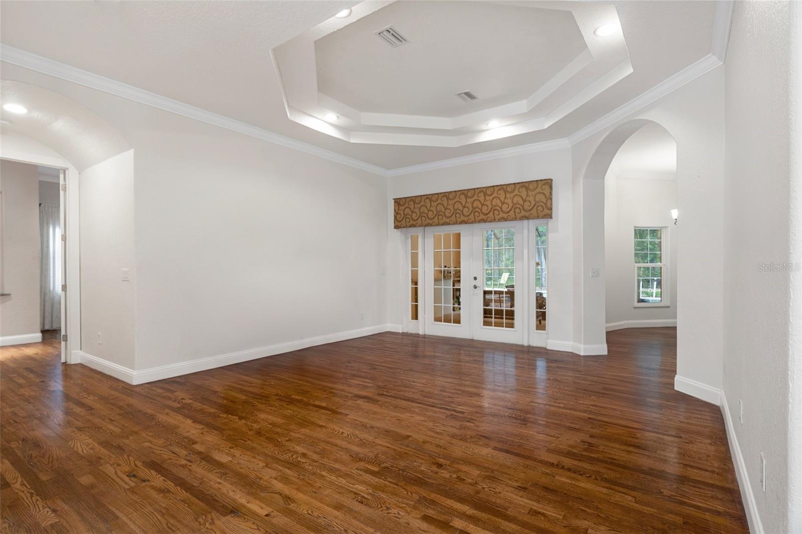 Image 9 of 59 For 11 Browallia Court 26