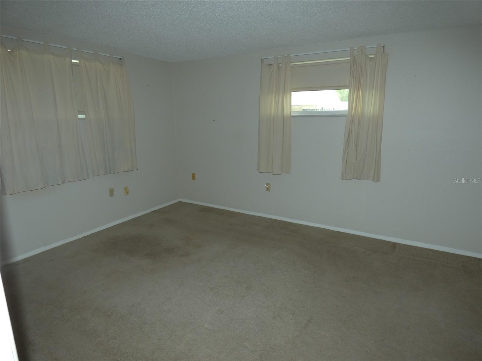 Image 13 of 18 For 7421 Fairfax Drive