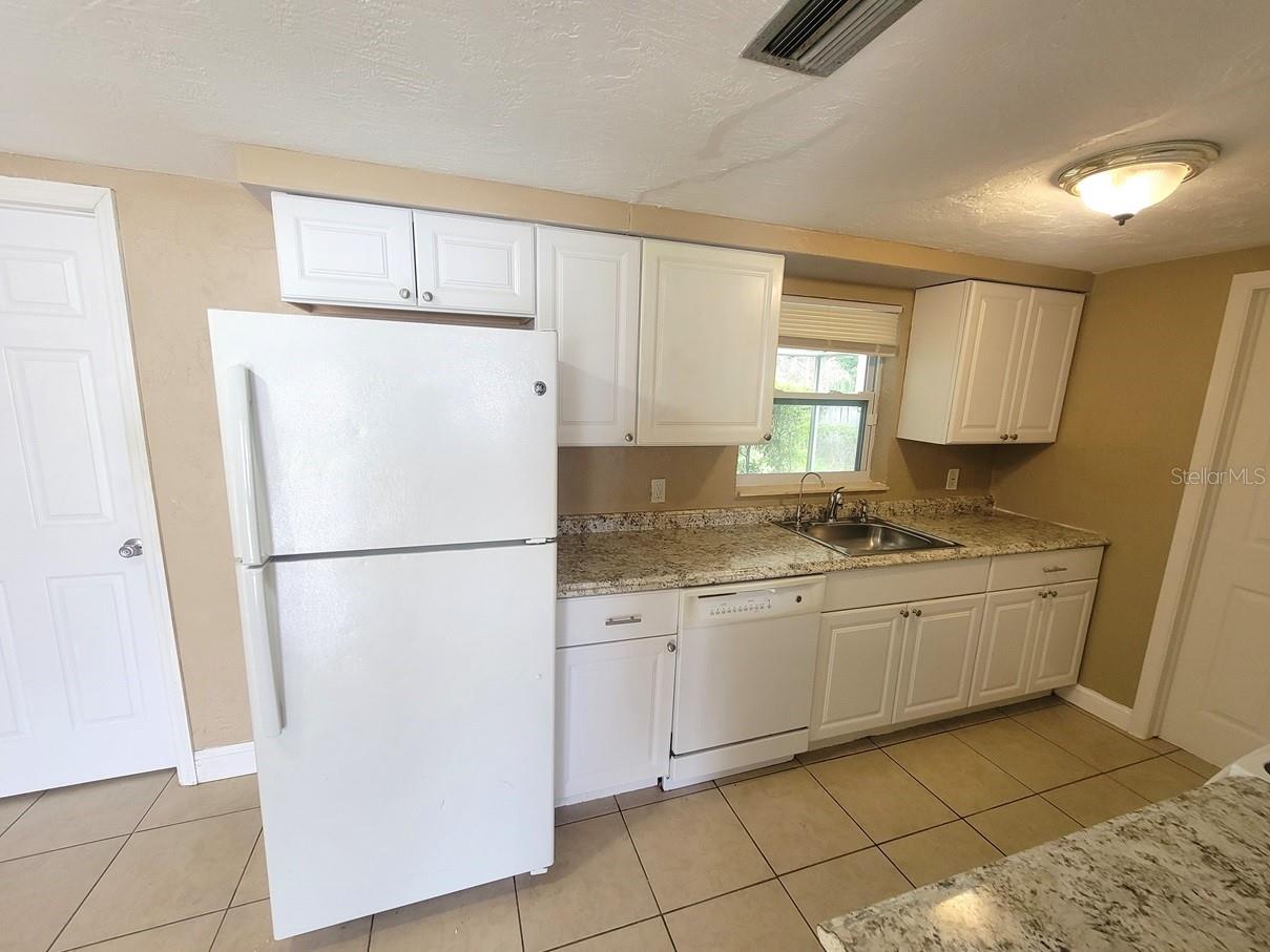 Image 7 of 21 For 7526 Topay Lane