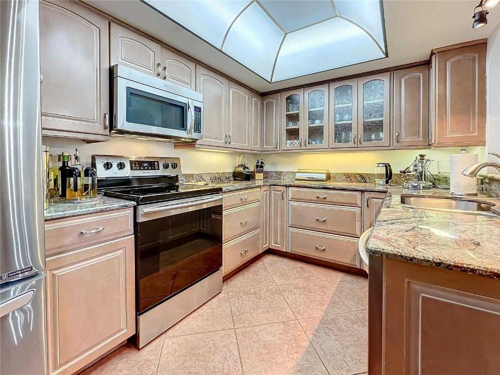 Image 15 of 23 For 700 Starkey Road 622