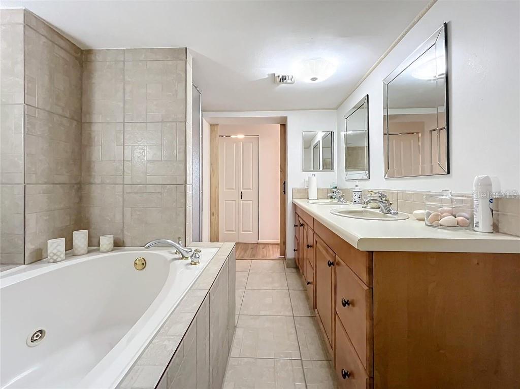 Image 3 of 23 For 700 Starkey Road 622