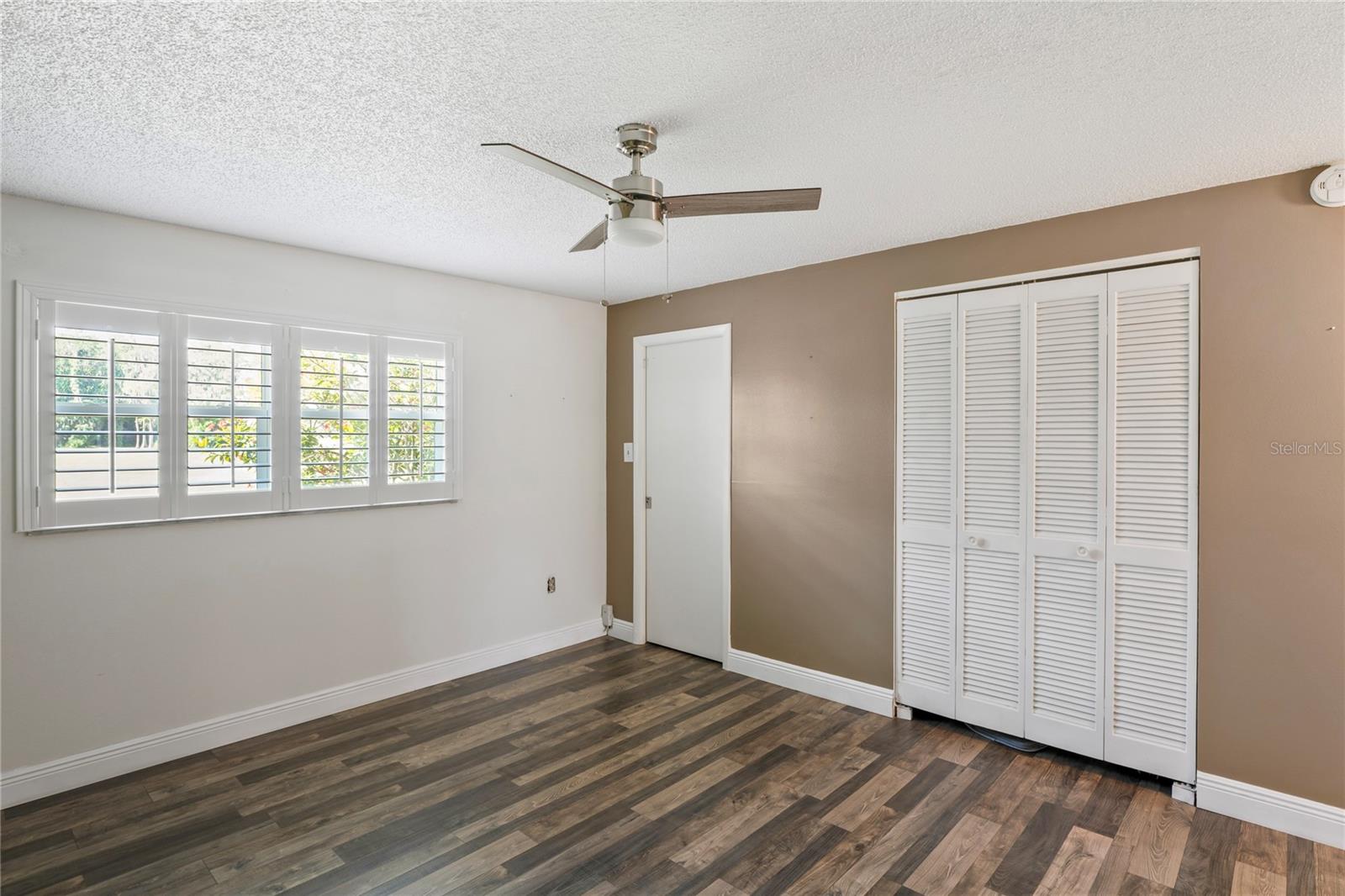 Image 22 of 88 For 9622 Brassie Court 9