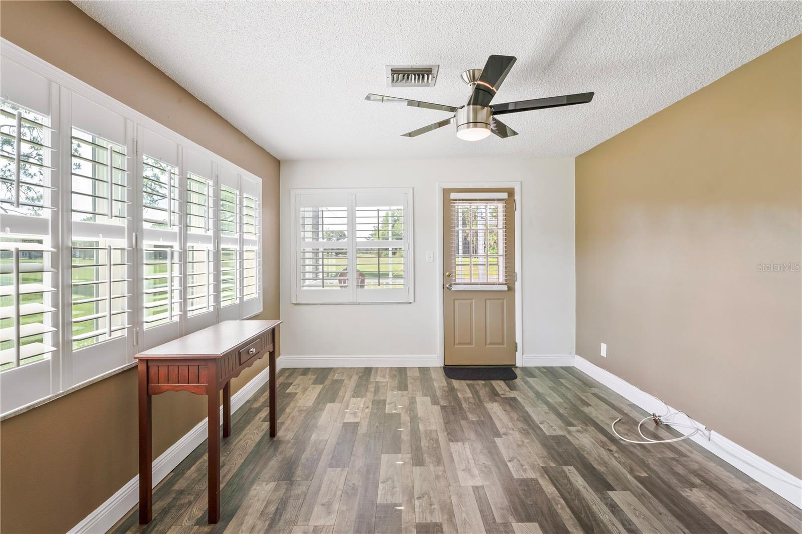 Image 34 of 88 For 9622 Brassie Court 9