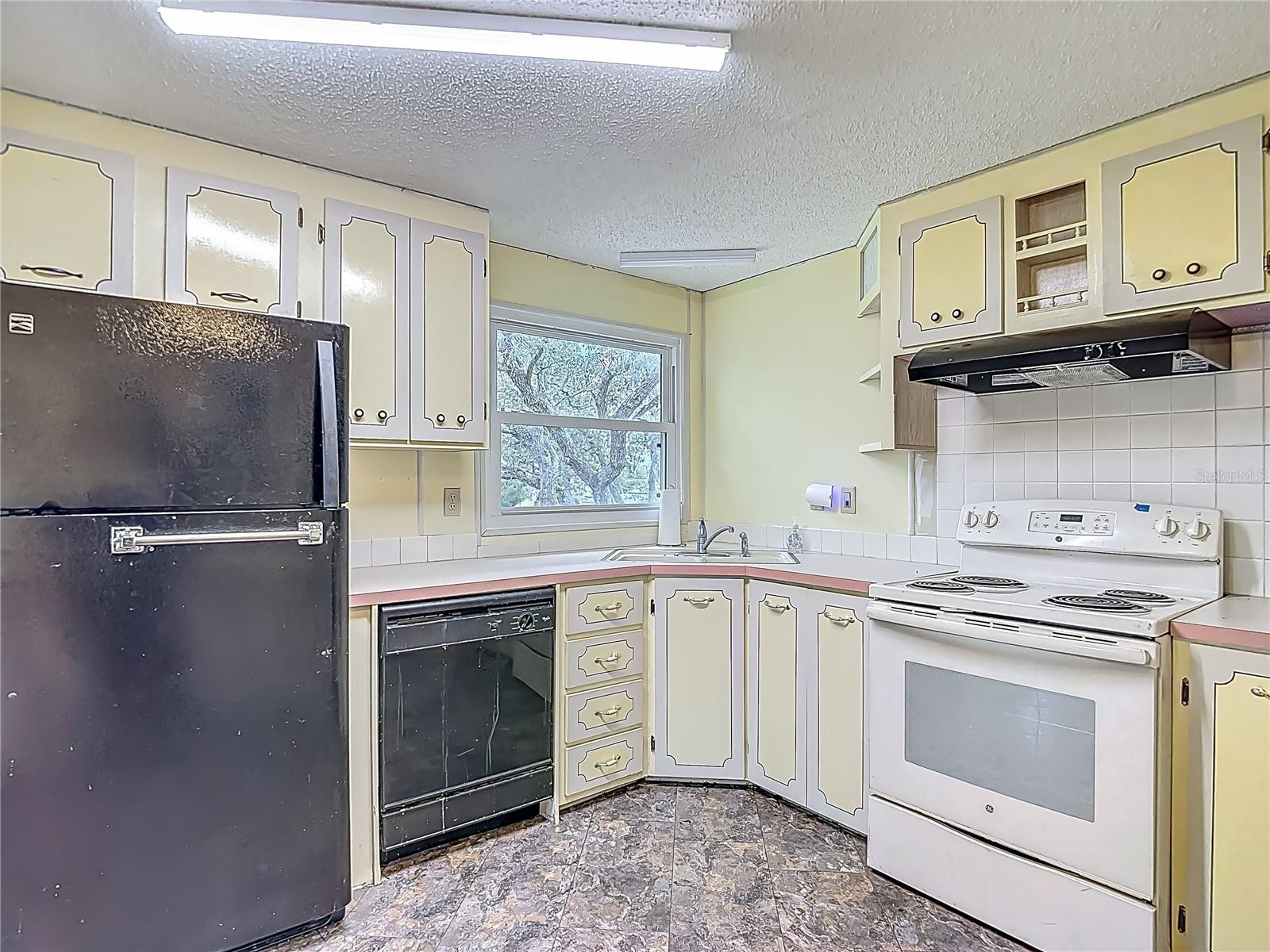 Image 21 of 47 For 9259 Salvini Drive