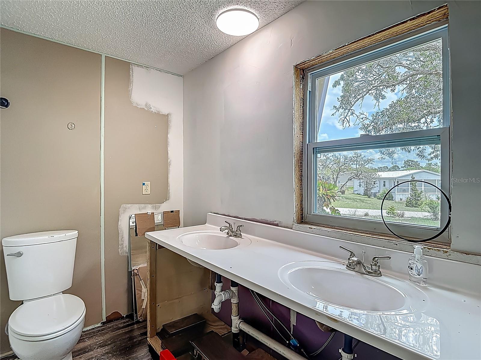 Image 38 of 47 For 9259 Salvini Drive