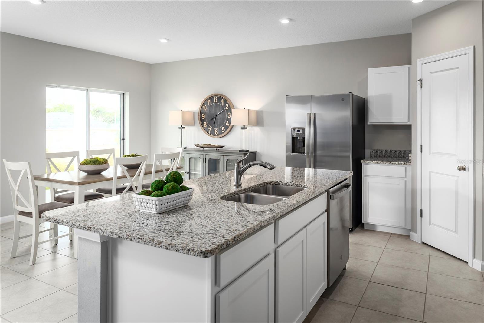 Image 5 of 17 For 1389 Laramie Way