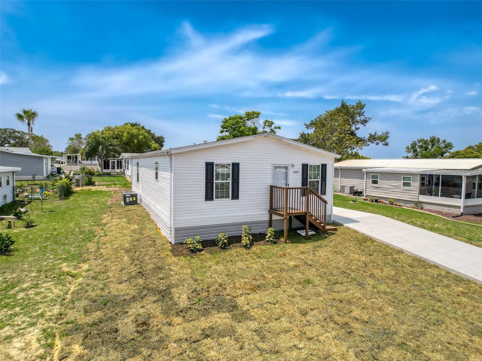 Image 3 of 56 For 16037 Brookridge Boulevard