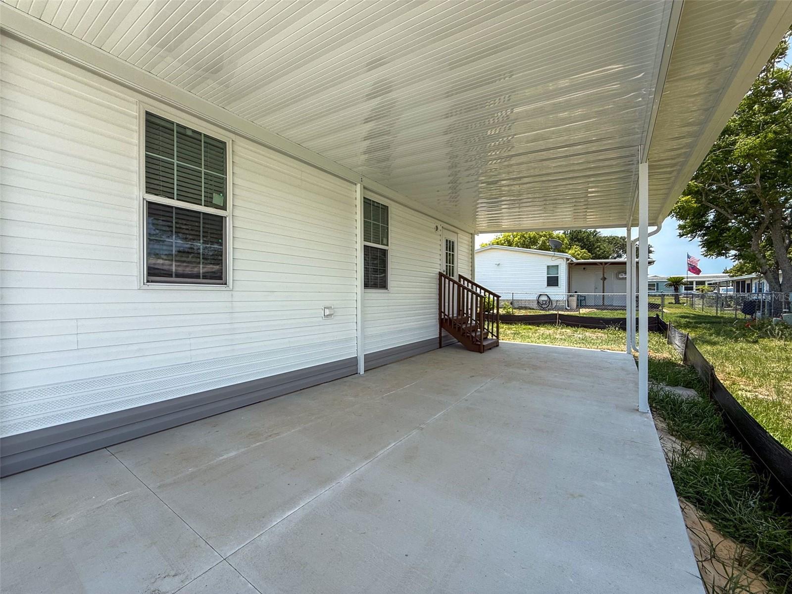Image 34 of 56 For 16037 Brookridge Boulevard