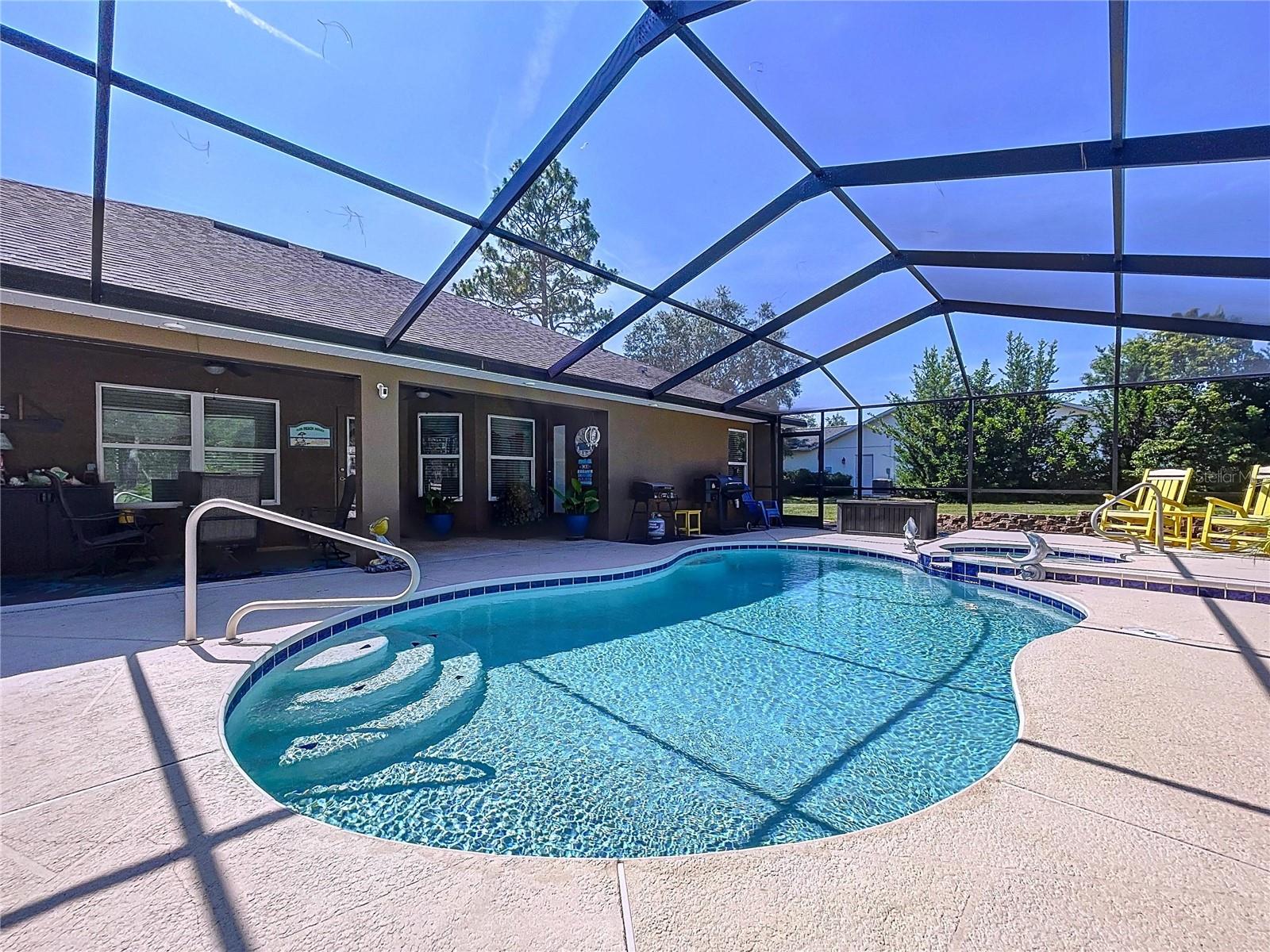 Listing photo id 39 for 9152 Bunting Road