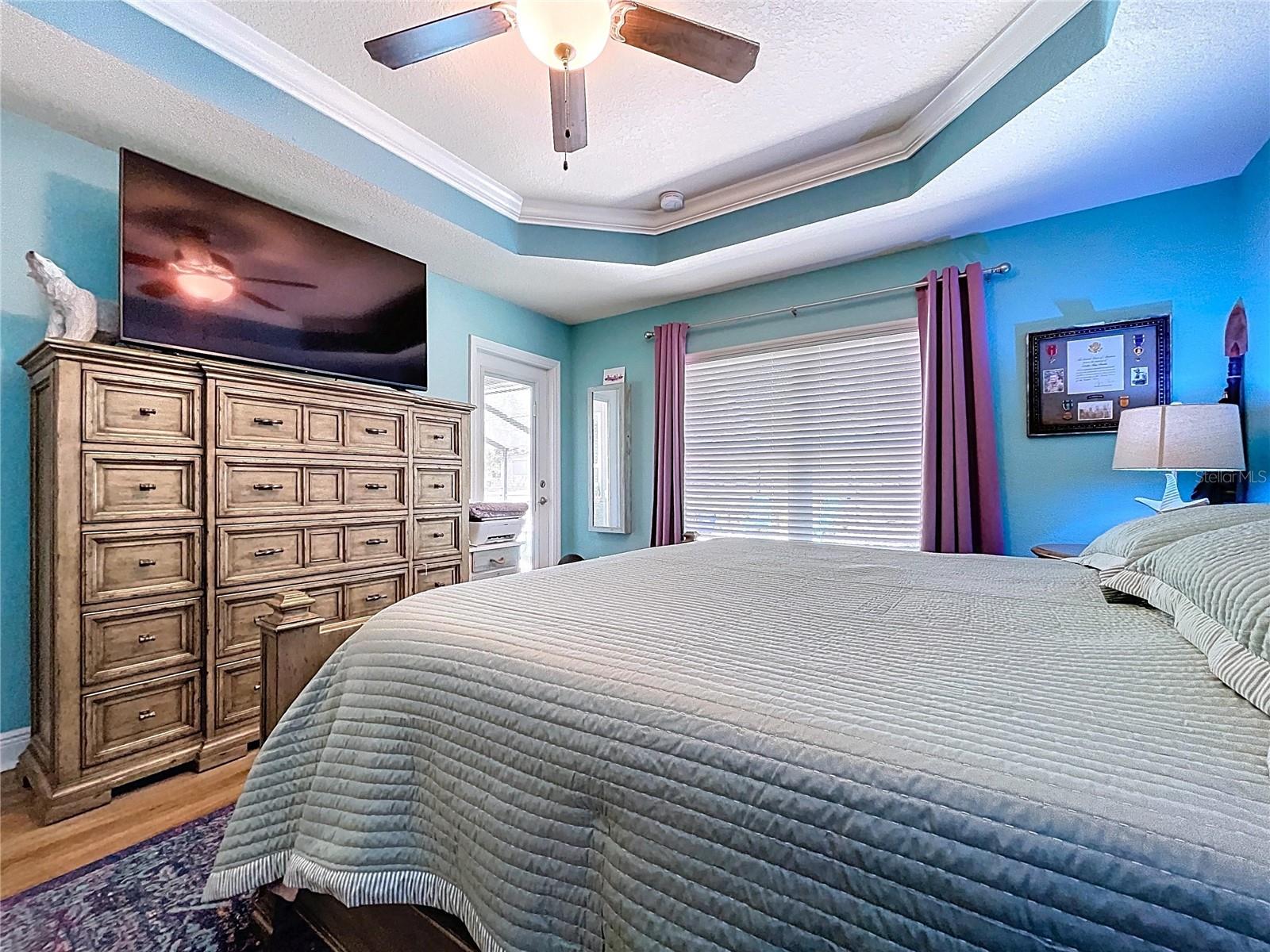 Listing photo id 71 for 9152 Bunting Road