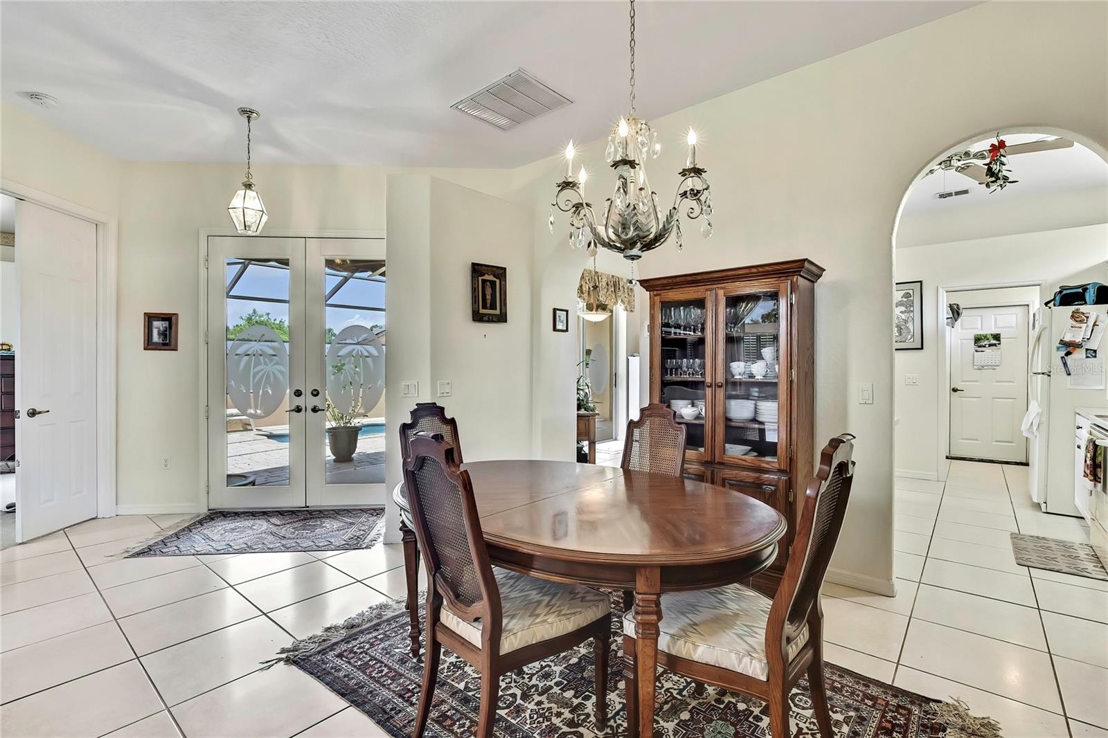 Image 22 of 36 For 10155 Duffy Circle