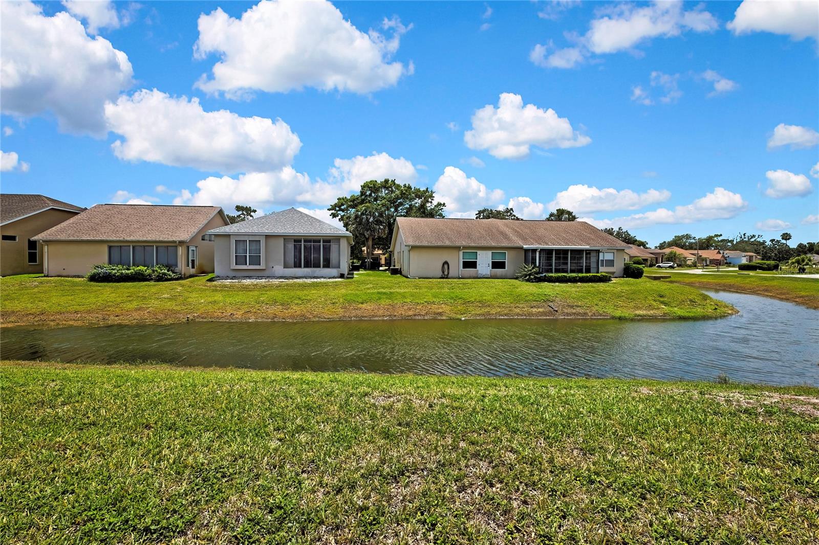 Image 8 of 36 For 10155 Duffy Circle