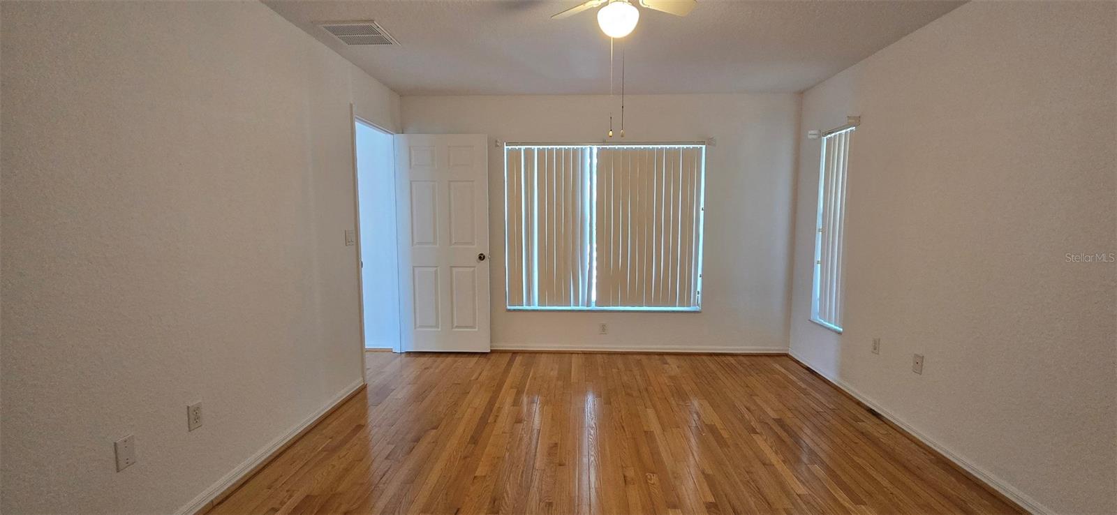 Image 15 of 22 For 4322 Dewberry Street