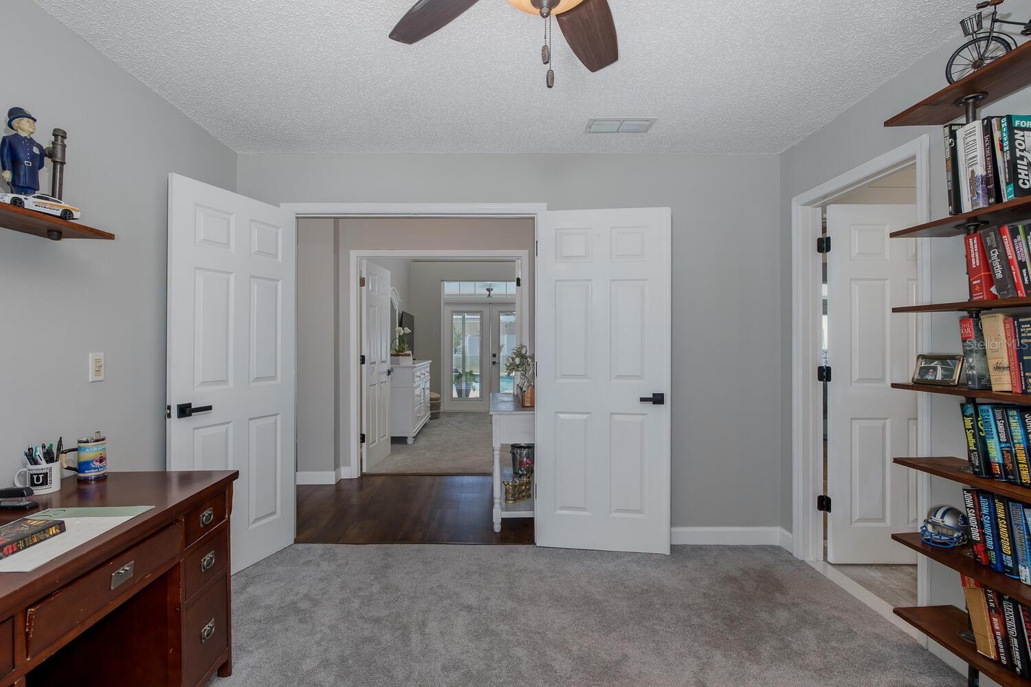 Listing photo id 26 for 1049 Larkin Road