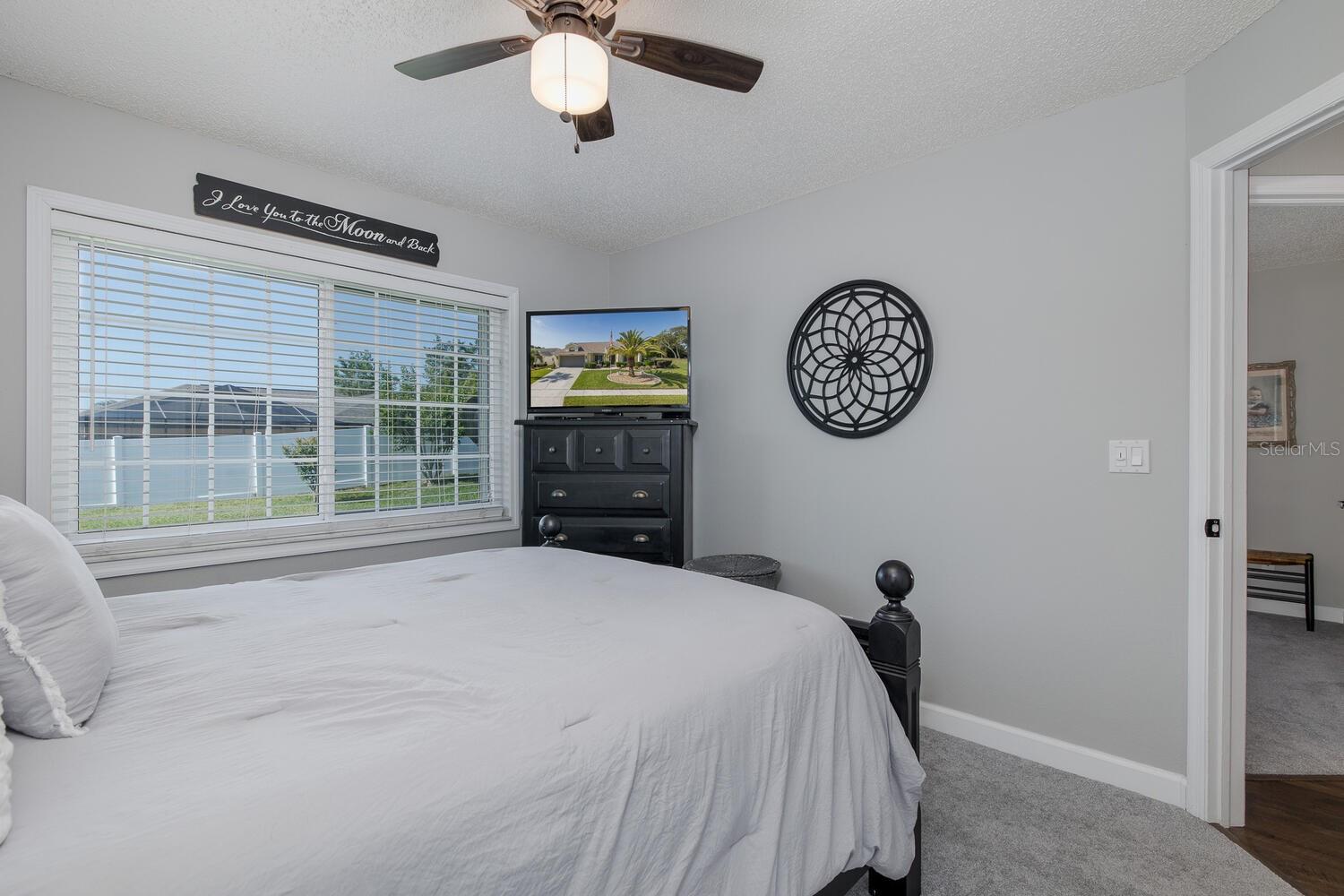 Listing photo id 35 for 1049 Larkin Road