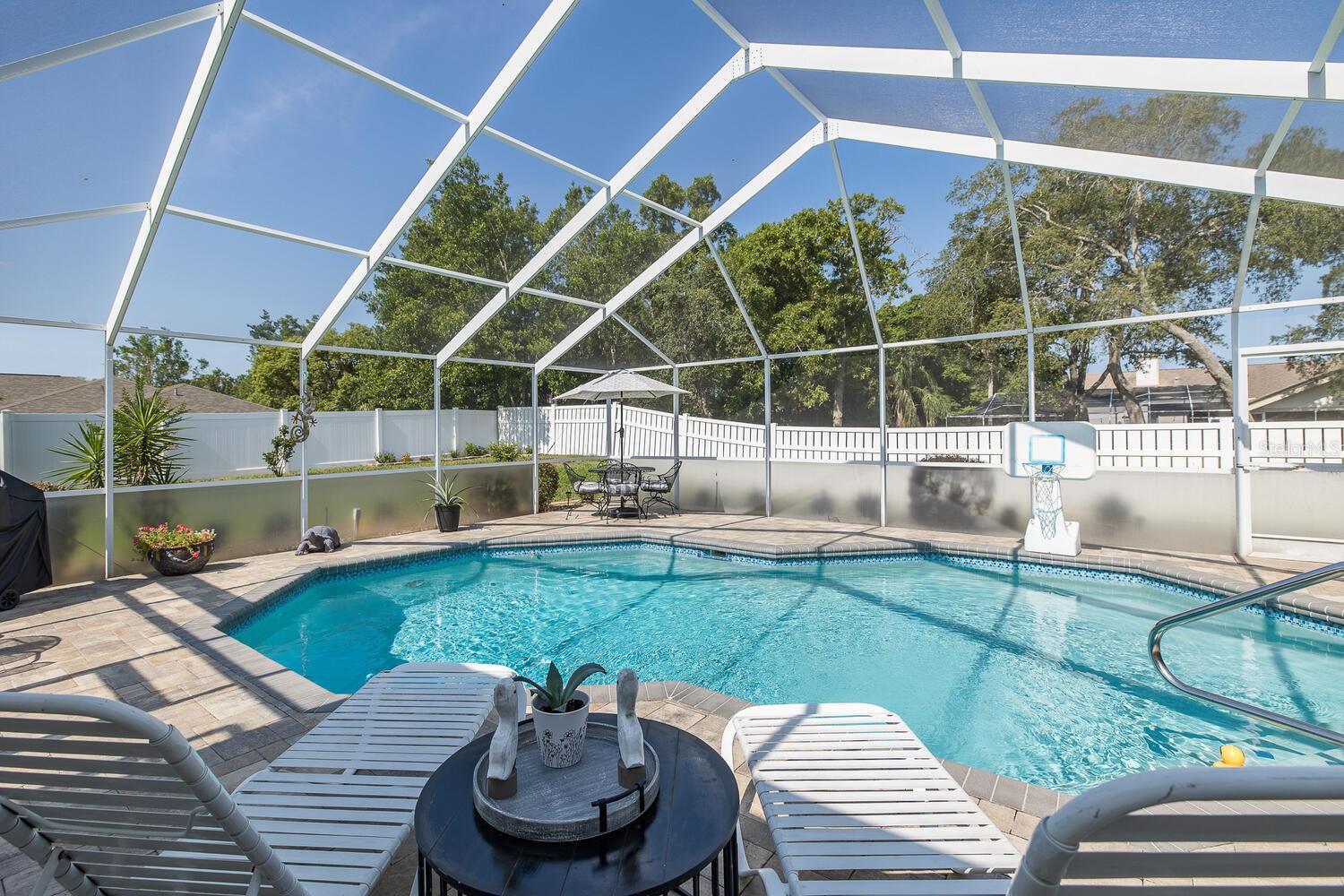 Listing photo id 44 for 1049 Larkin Road