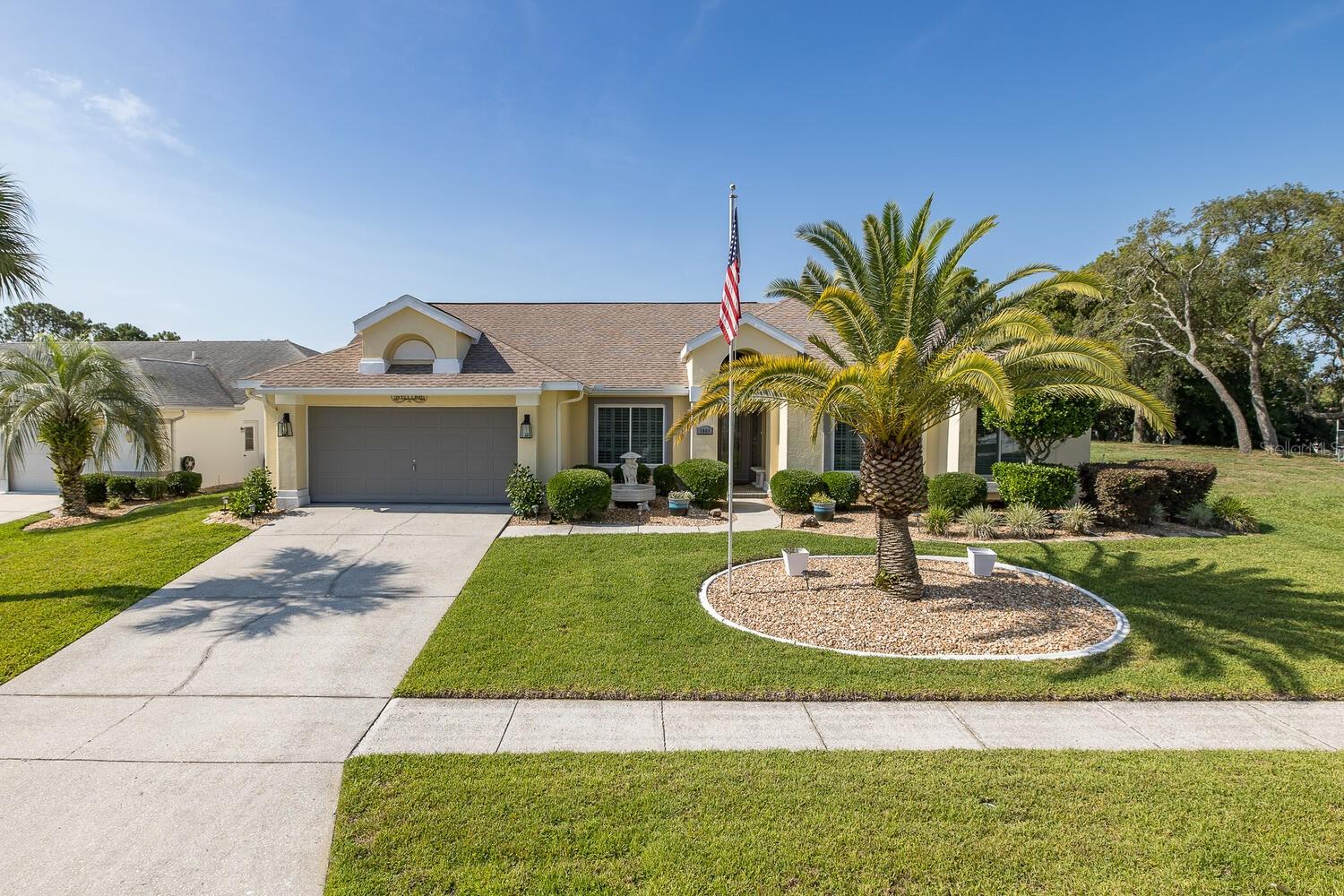 Listing photo id 6 for 1049 Larkin Road
