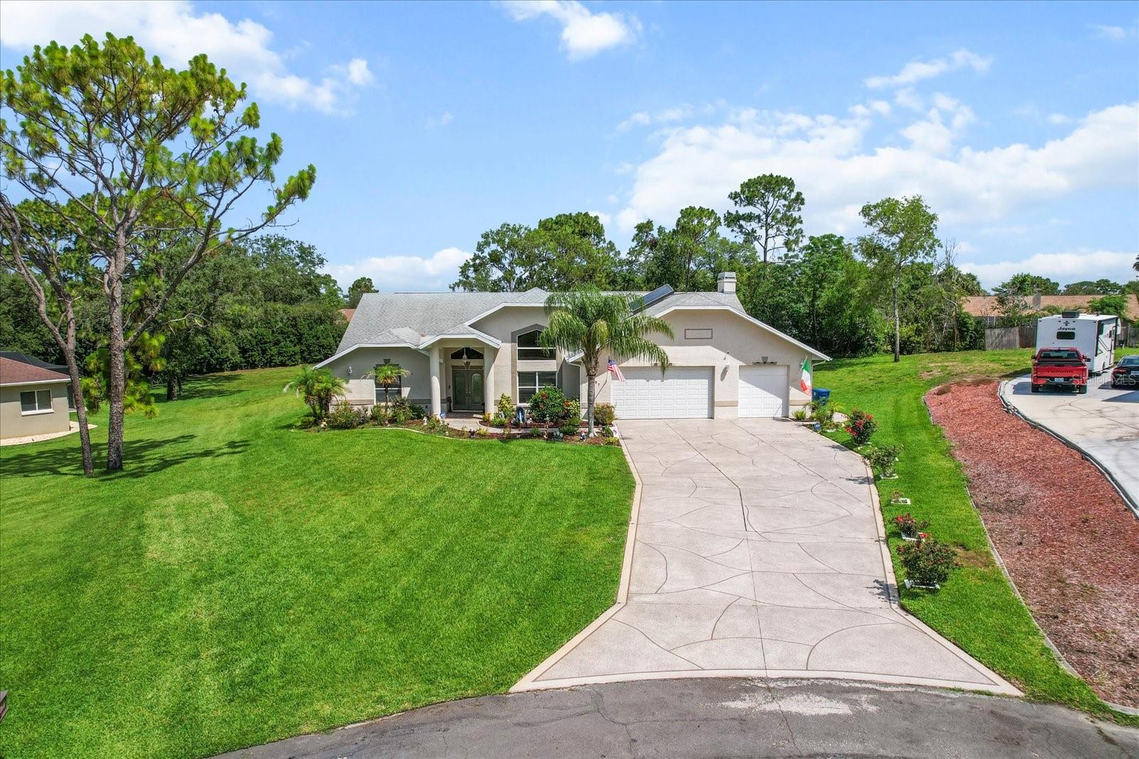 Listing photo id 45 for 487 Waterloo Court