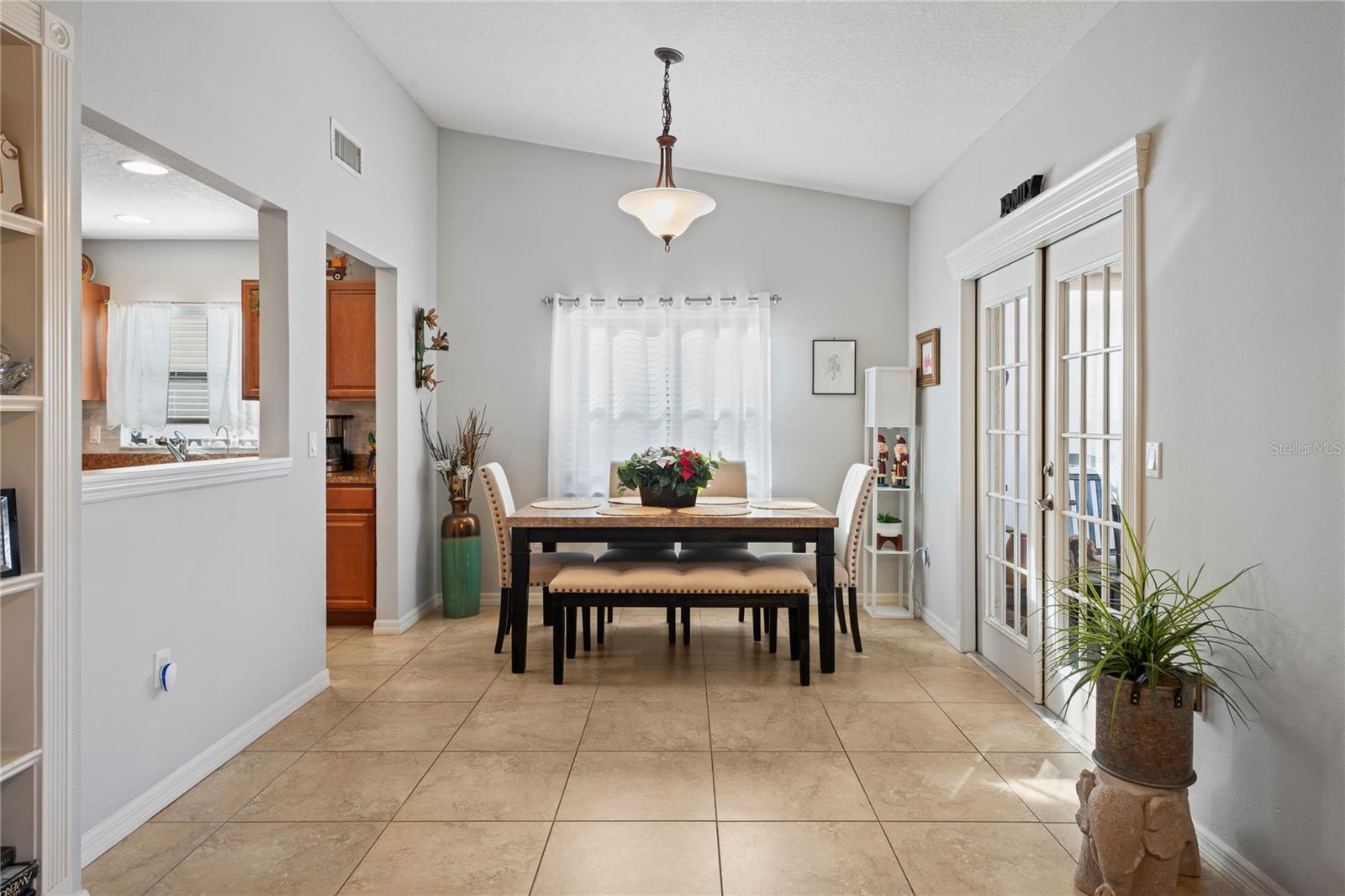 Image 17 of 55 For 6315 Shane Lane