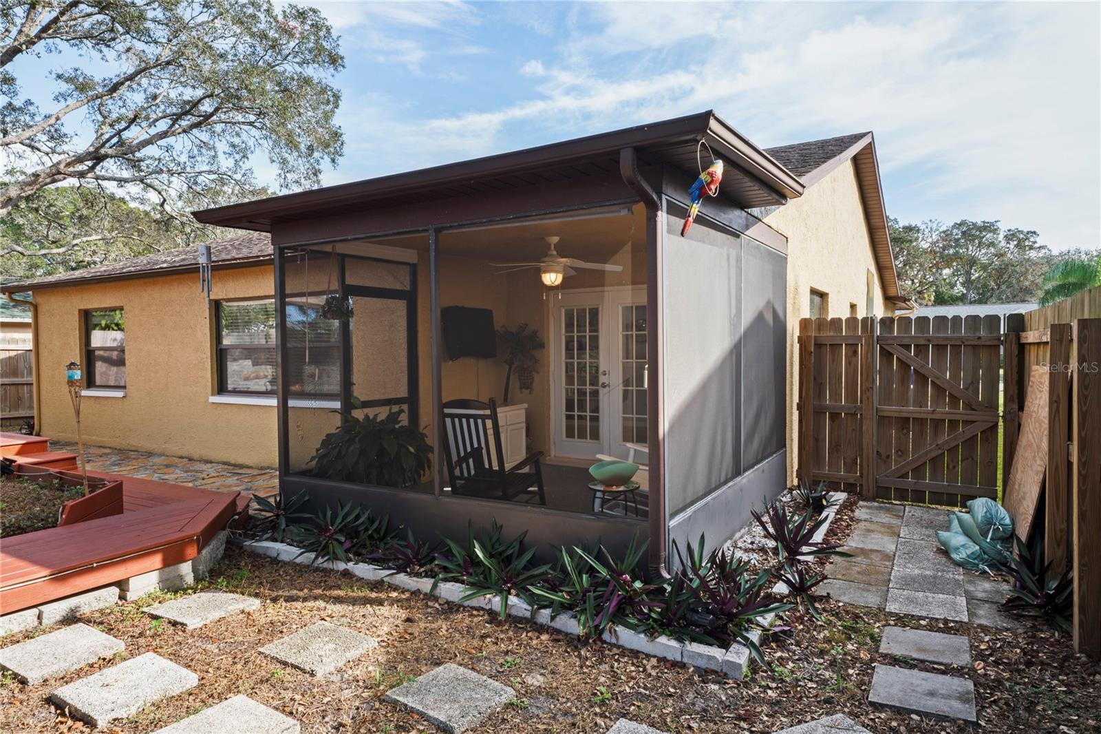 Image 37 of 55 For 6315 Shane Lane