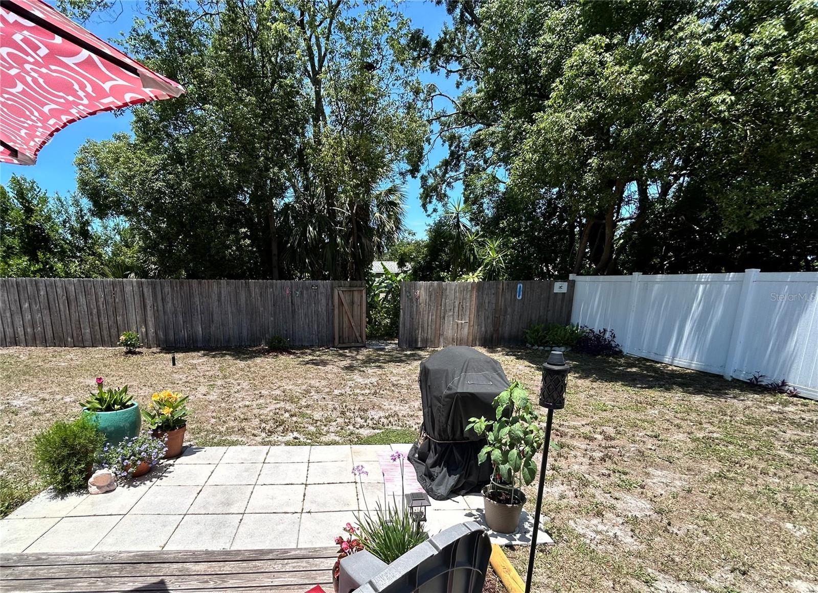 Image 26 of 45 For 7861 Raintree Drive