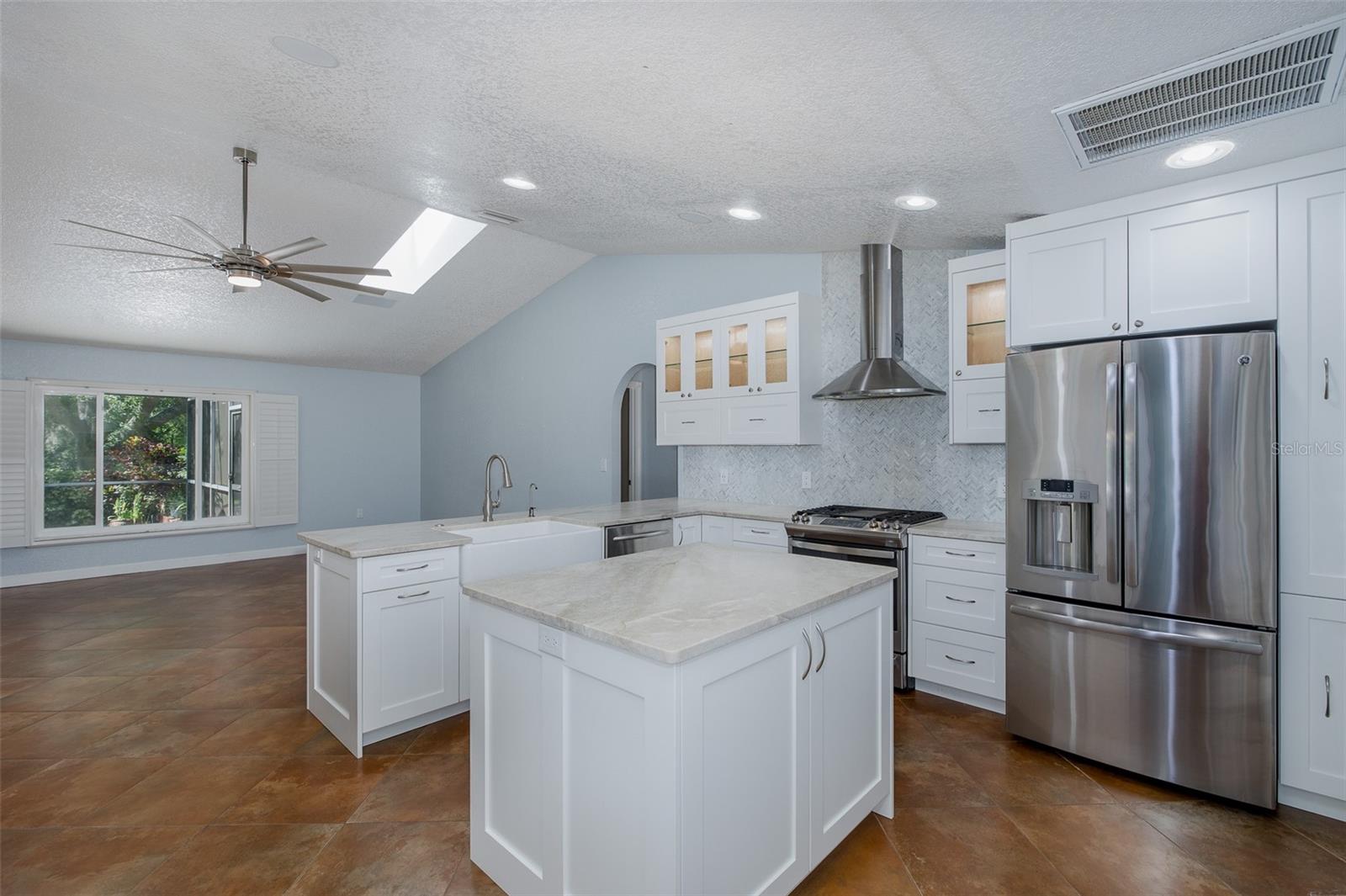 Image 14 of 53 For 3609 Montclair Drive