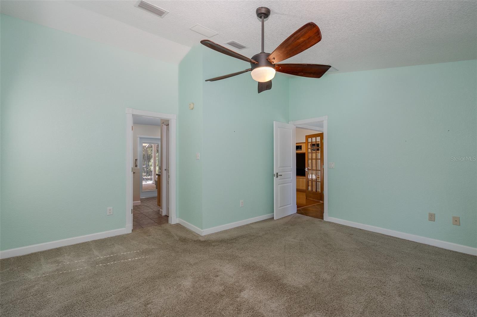 Image 20 of 53 For 3609 Montclair Drive