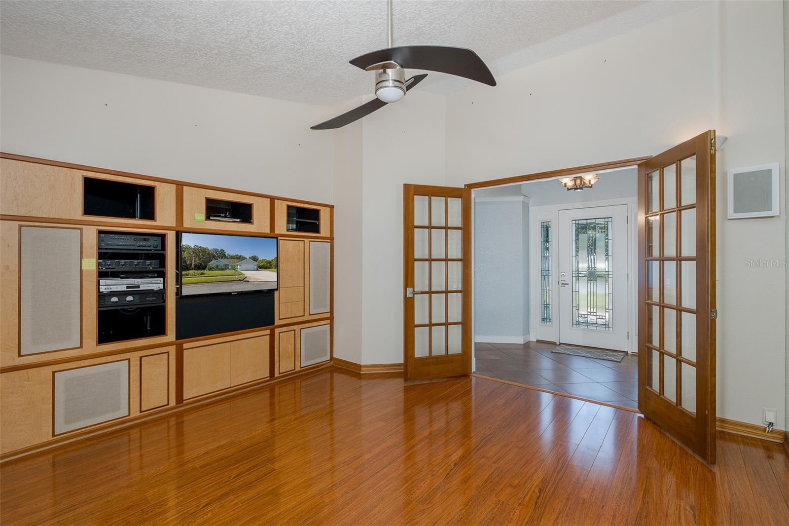 Image 7 of 53 For 3609 Montclair Drive