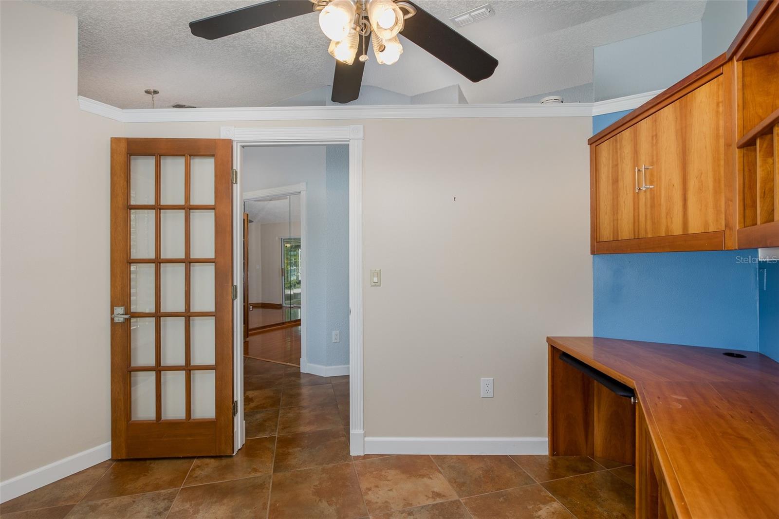 Image 9 of 53 For 3609 Montclair Drive