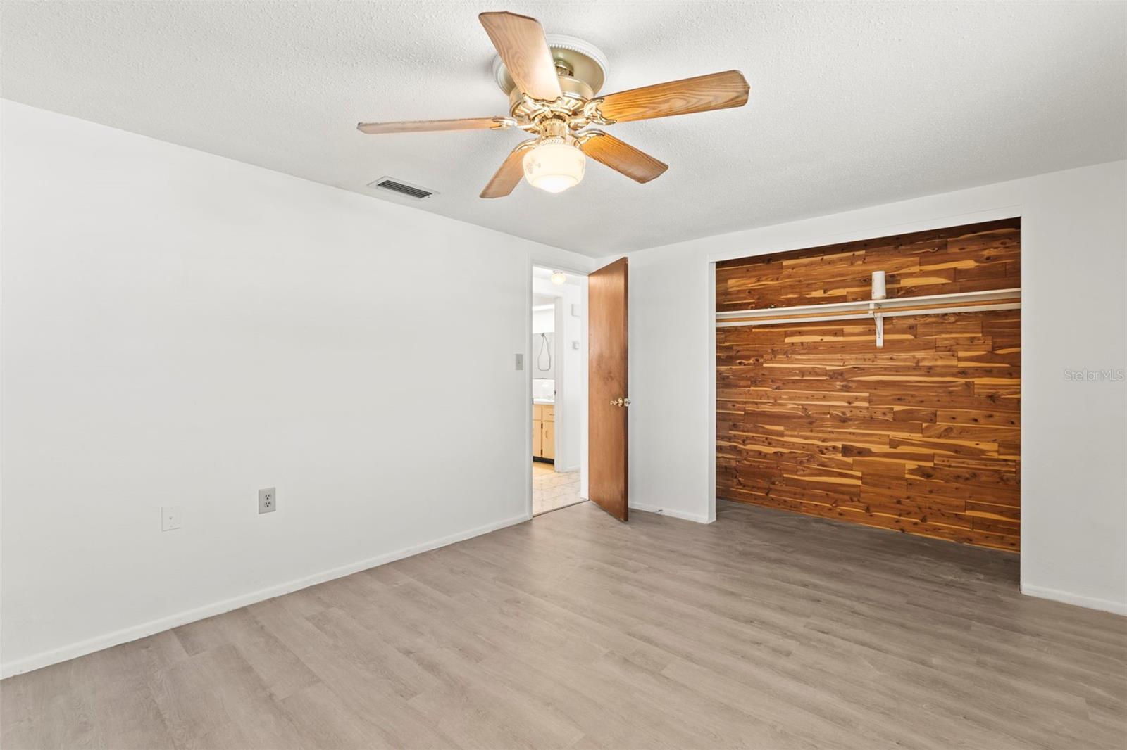 Image 16 of 31 For 7810 Chalafonte Drive