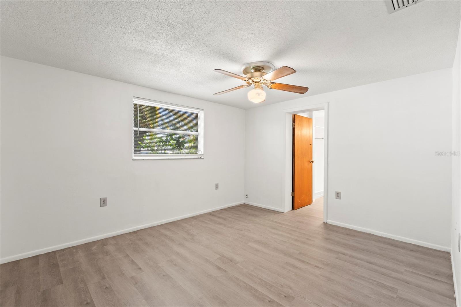 Image 17 of 31 For 7810 Chalafonte Drive