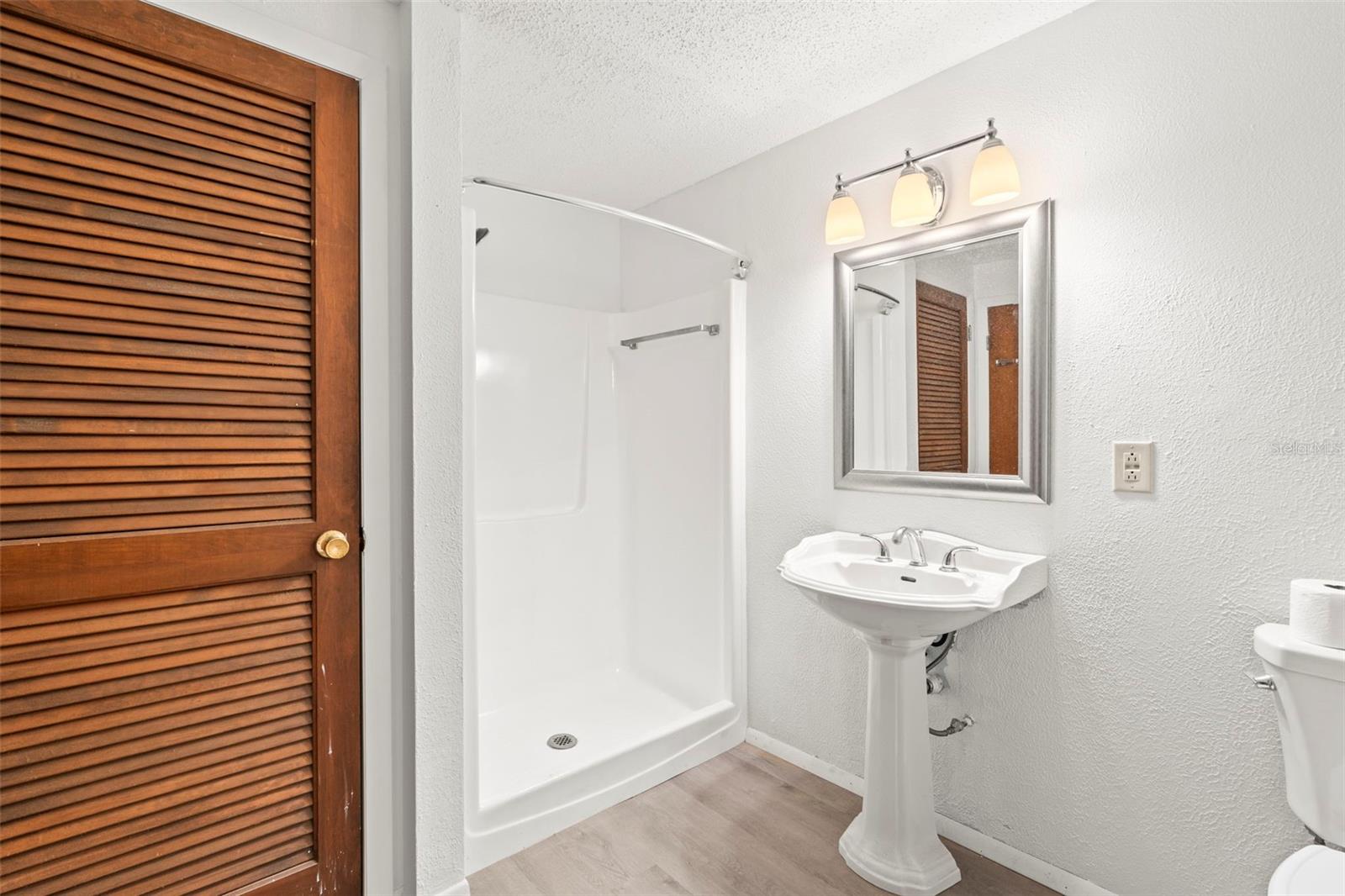 Image 18 of 31 For 7810 Chalafonte Drive