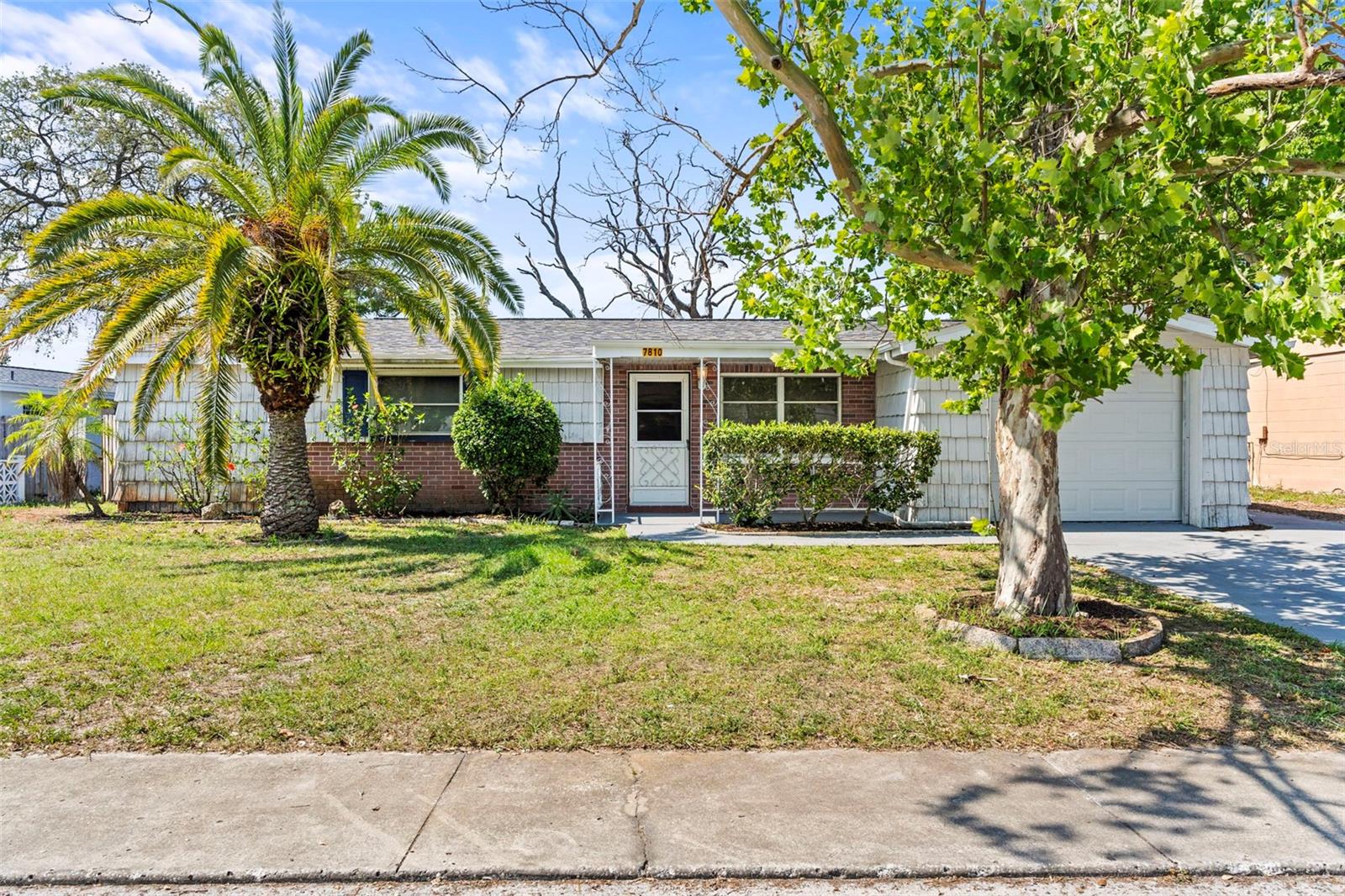 Image 28 of 31 For 7810 Chalafonte Drive