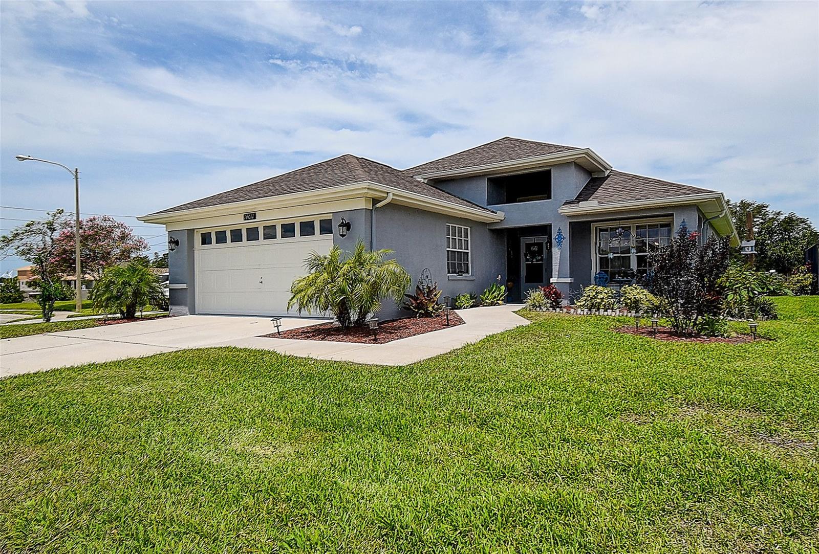 Image 5 of 41 For 14011 Shoal Drive