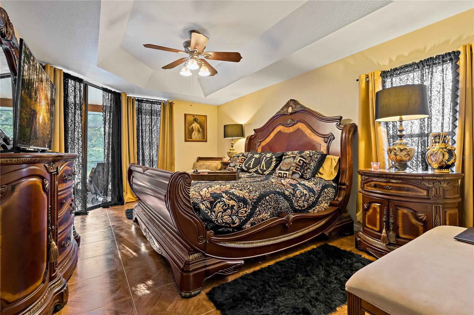 Image 16 of 53 For 32 Linder Circle