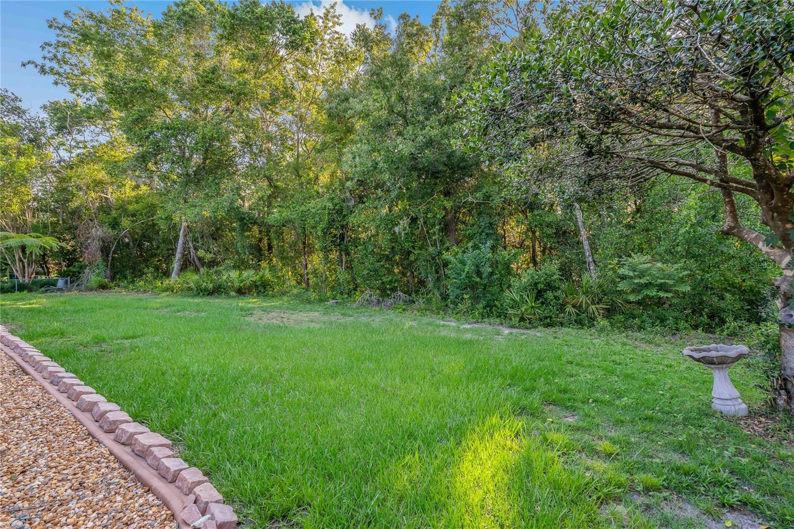 Image 33 of 53 For 32 Linder Circle