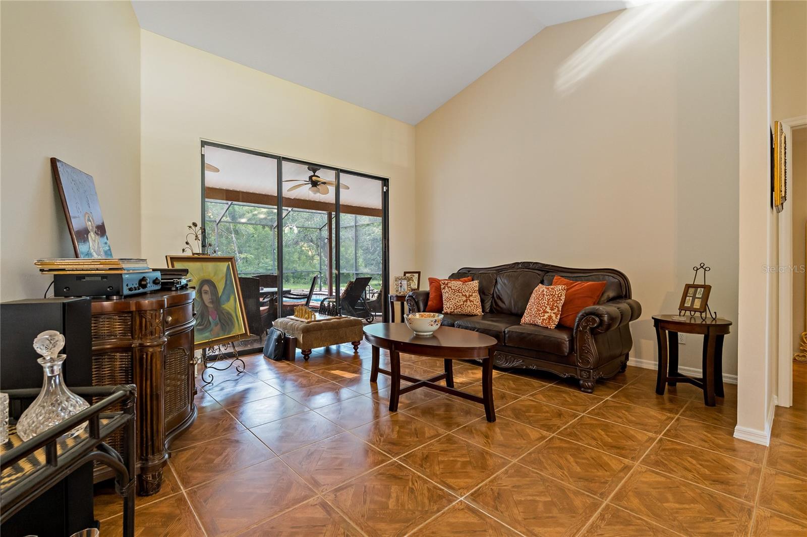 Image 6 of 53 For 32 Linder Circle