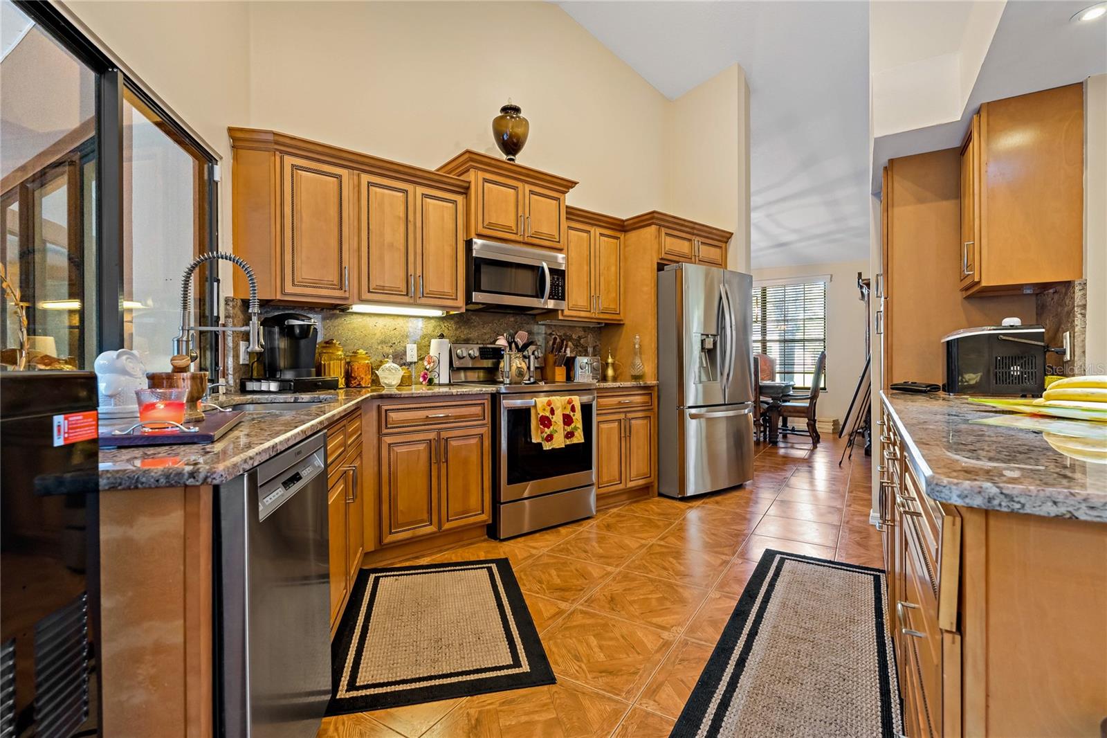 Image 9 of 53 For 32 Linder Circle