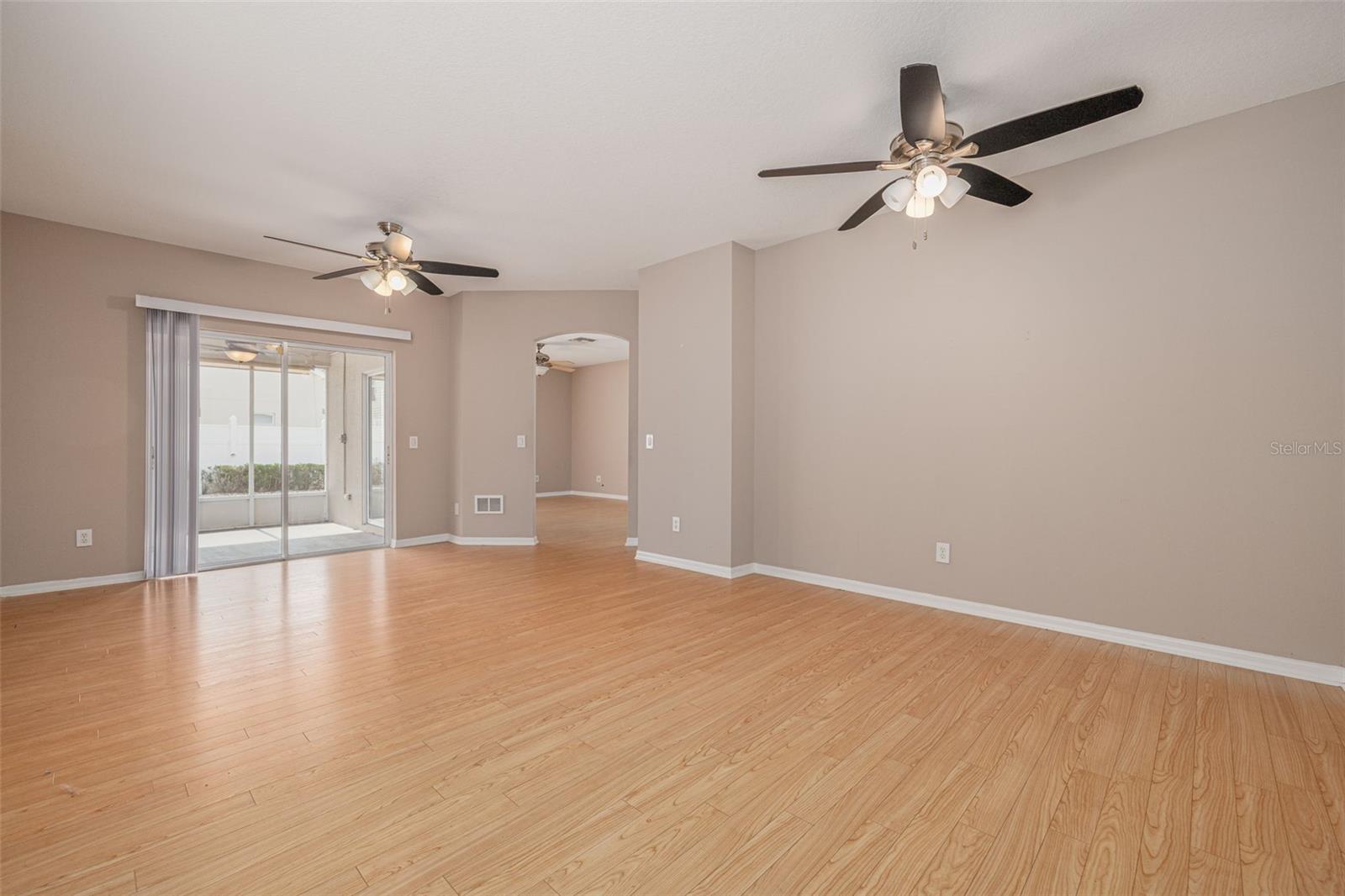 Image 4 of 19 For 8526 Hawbuck Street
