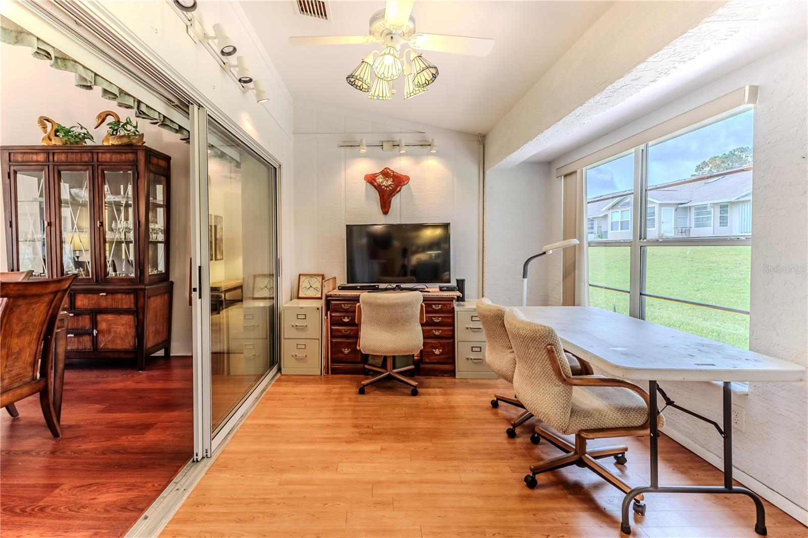 Image 16 of 59 For 7392 Willow Brook Drive