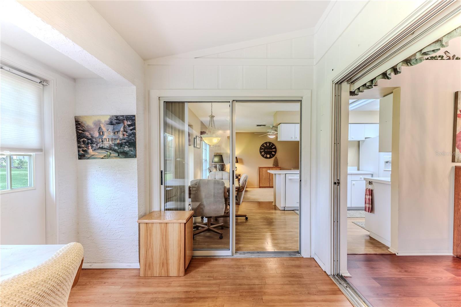 Image 19 of 59 For 7392 Willow Brook Drive