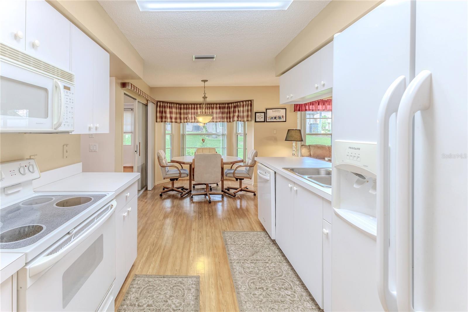 Image 21 of 59 For 7392 Willow Brook Drive