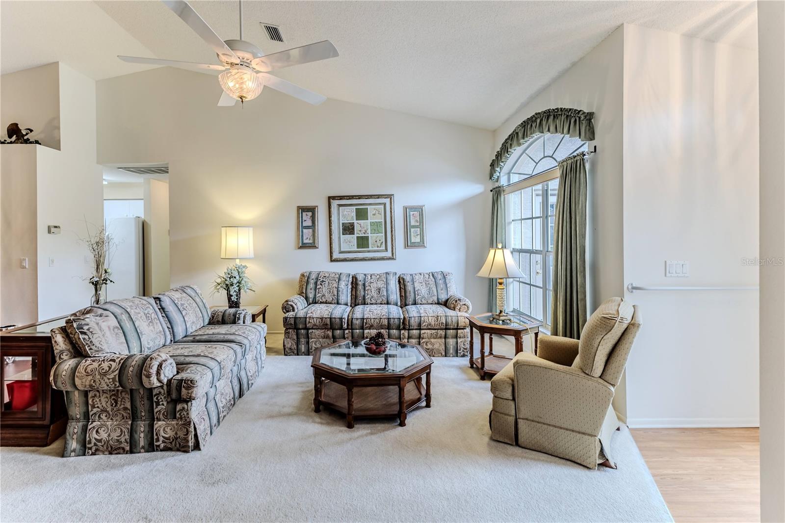 Image 8 of 59 For 7392 Willow Brook Drive