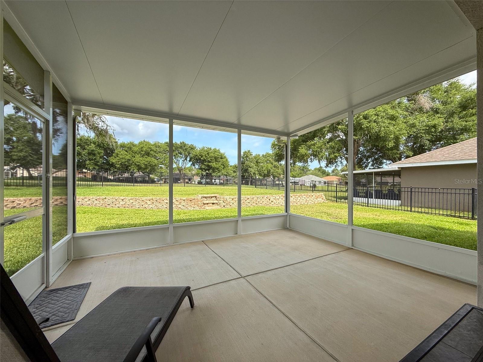 Listing photo id 23 for 13349 Niti Drive